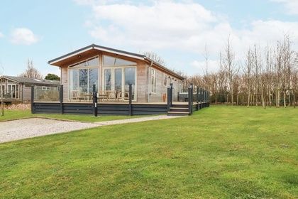 Charteroak Lodges in Southern Halt, Dobwalls