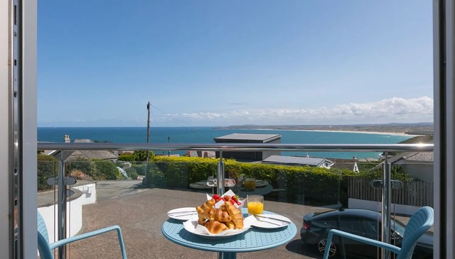 Cornwall Coastal Holidays