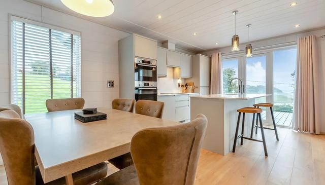 Luxury Holiday Parks 