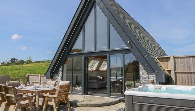 Large Lodges