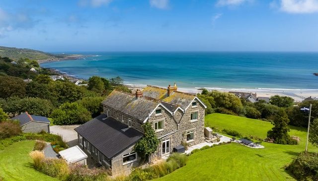 Large Cottages Cornwall