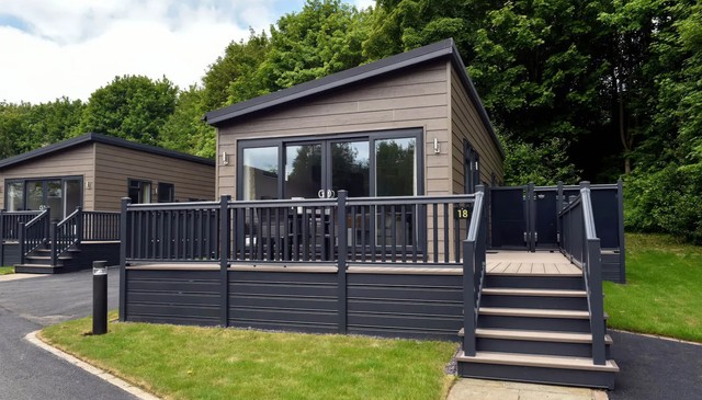 Short Break Lodges