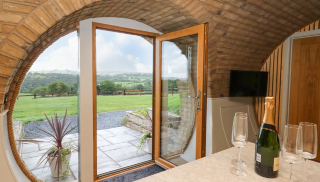 Glamping Holidays Mid Wales