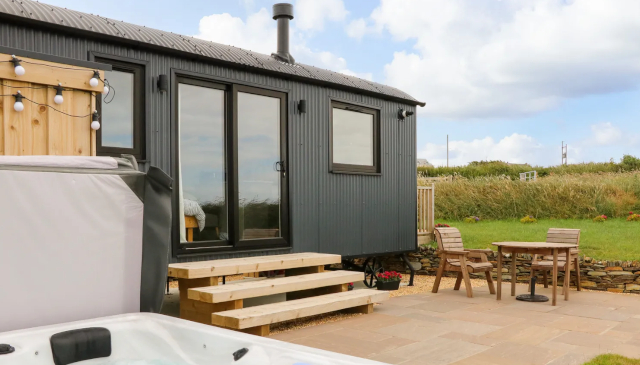 Cornwall Glamping Holidays