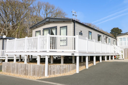 Whitecliff Bay Holiday Park