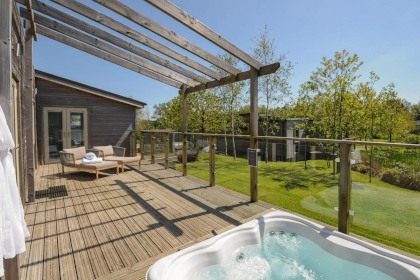 Charteroak – Southern Halt