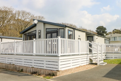 Whitecliff Bay Holiday Park