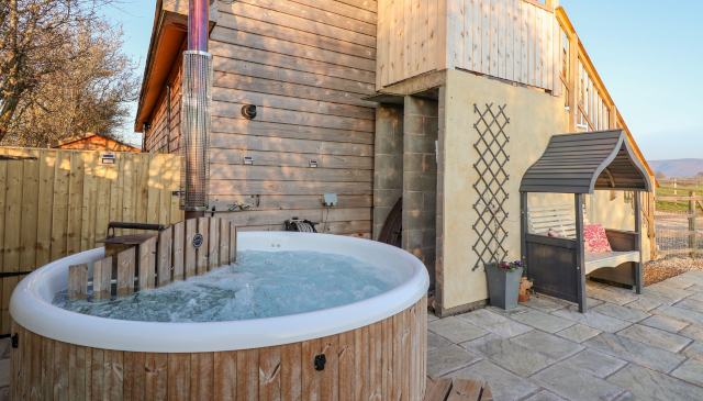 Somerset Cottages with Hot Tubs