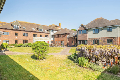 Marine Court