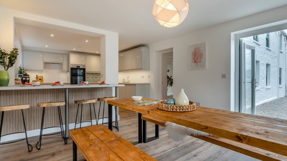 Leycroft Valley Kitchen/Diner