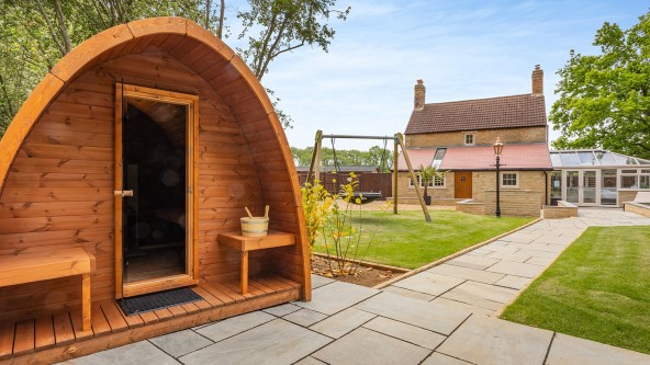 Rockingham Forest Lodge