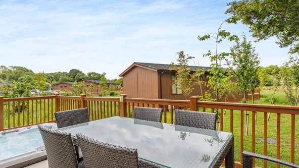 Landal Rockingham Forest Decking