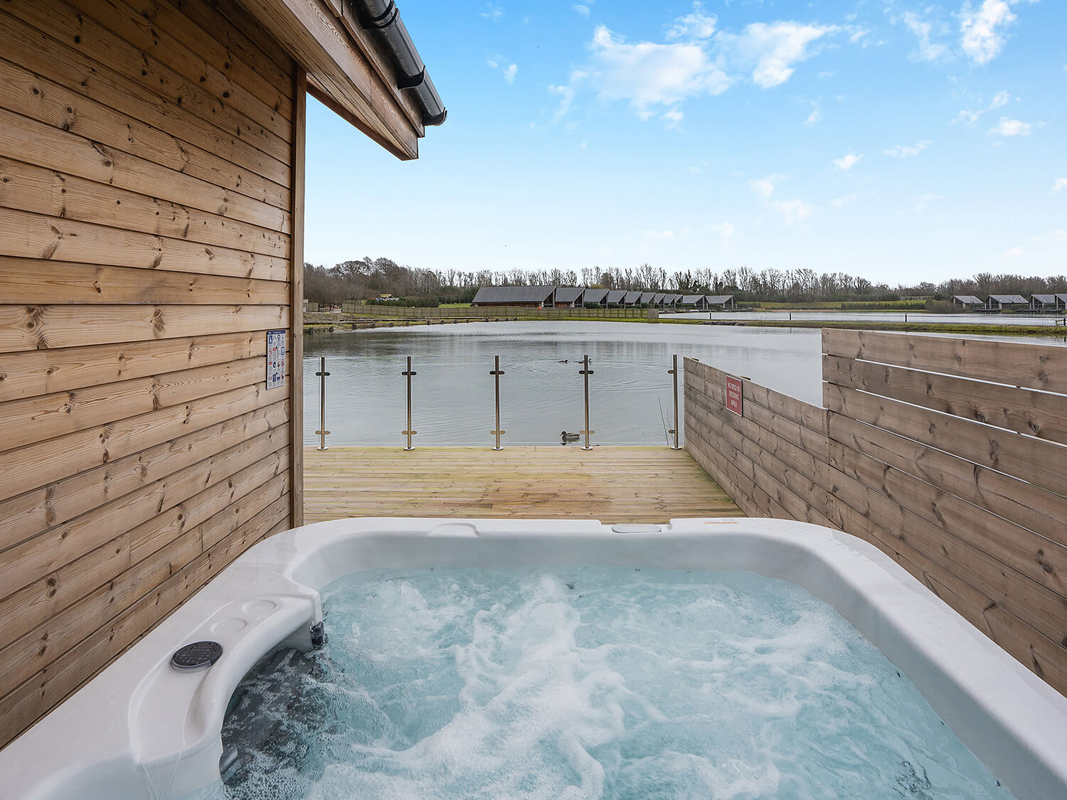 Twin Lakes Lodges in Carnforth | Sykes Holidays