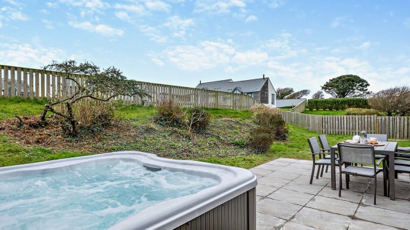 Landal Whalesborough Hot Tub