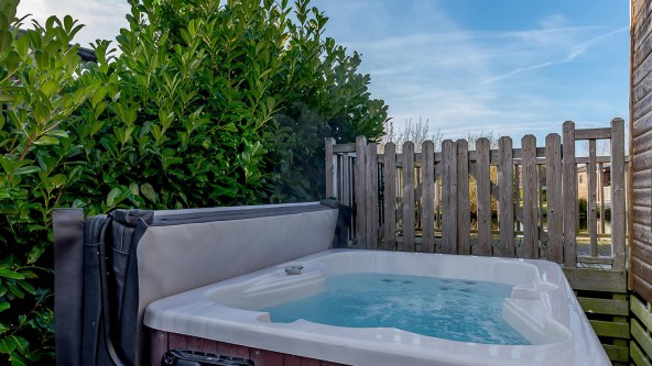 Hot Tub Landal Woodland Lakes