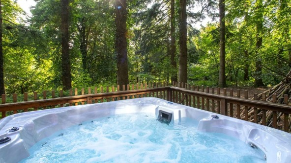 Hot Tub Blackwood Forest