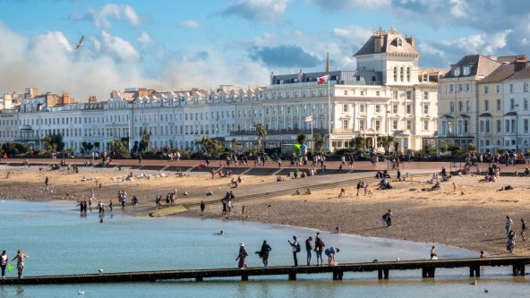 Lido Beach Holiday Park - Llandudno Beach & Promenade