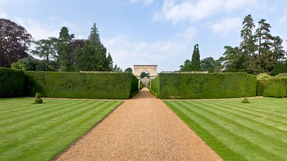 Castle Ashby Gardens
