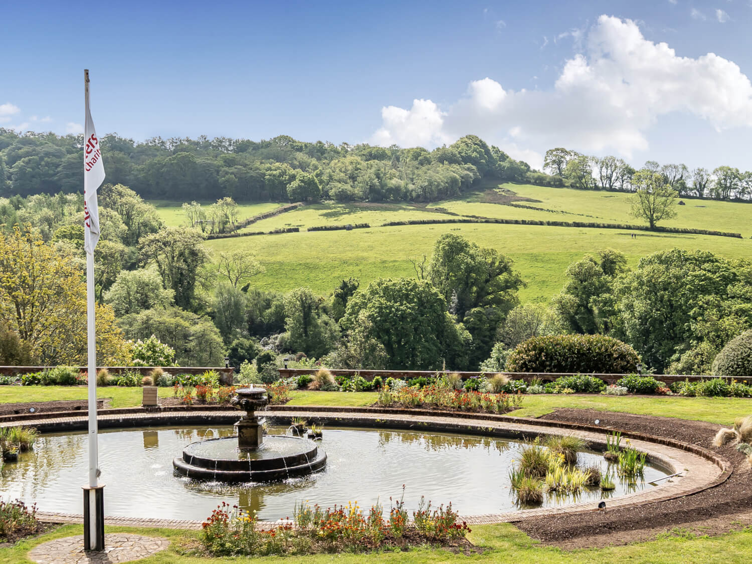 Harcombe House - Fountain & Surrounding Countryside