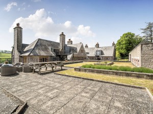 Harcombe House - Outdoor Terrace