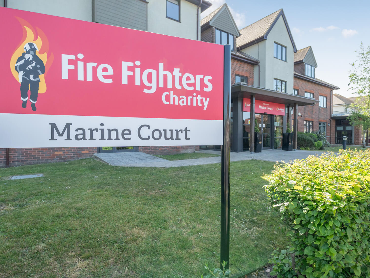 Marine Court - Main Entrance Sign