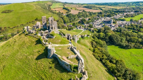 Corfe Castle Ruins