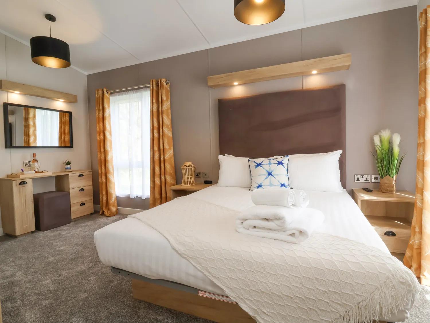 Bedroom Manleigh Park Lodge