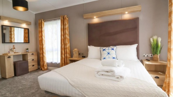 Bedroom Manleigh Park Lodge