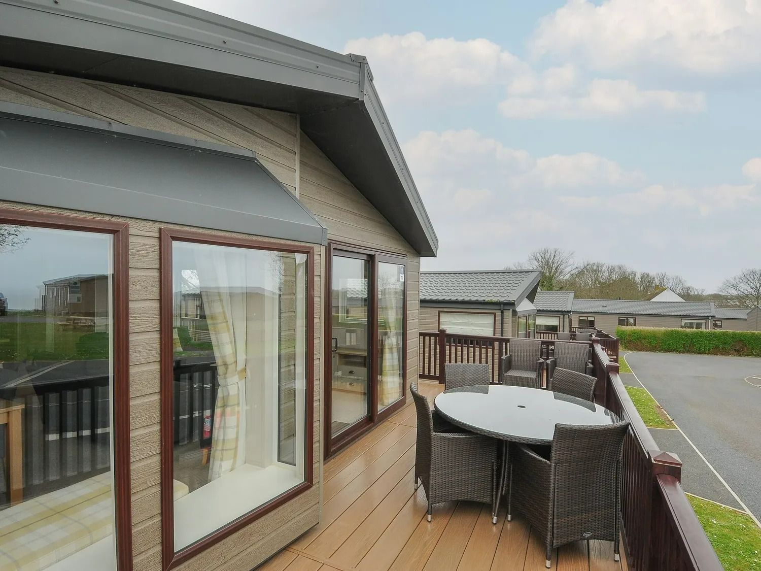 Decking Riviera Bay Holiday Park