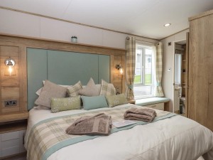 Bedroom Twelve Oaks Lodge