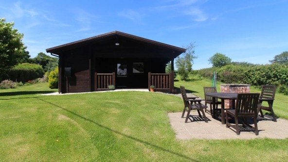 Cedar Lodge Tregullon