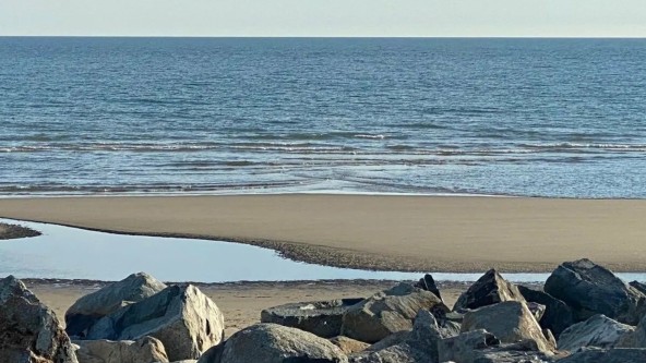 Tal-y-Bont Beach
