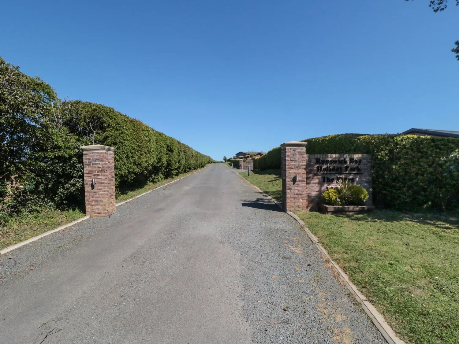 Entrance of Runswick Bay resort