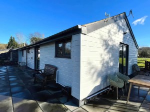 Rwst Holiday Lodges - Accommodation Exterior