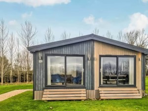 Keld Spring Lodge Retreat - Isca Lodge (No Decking) Exterior (Front)