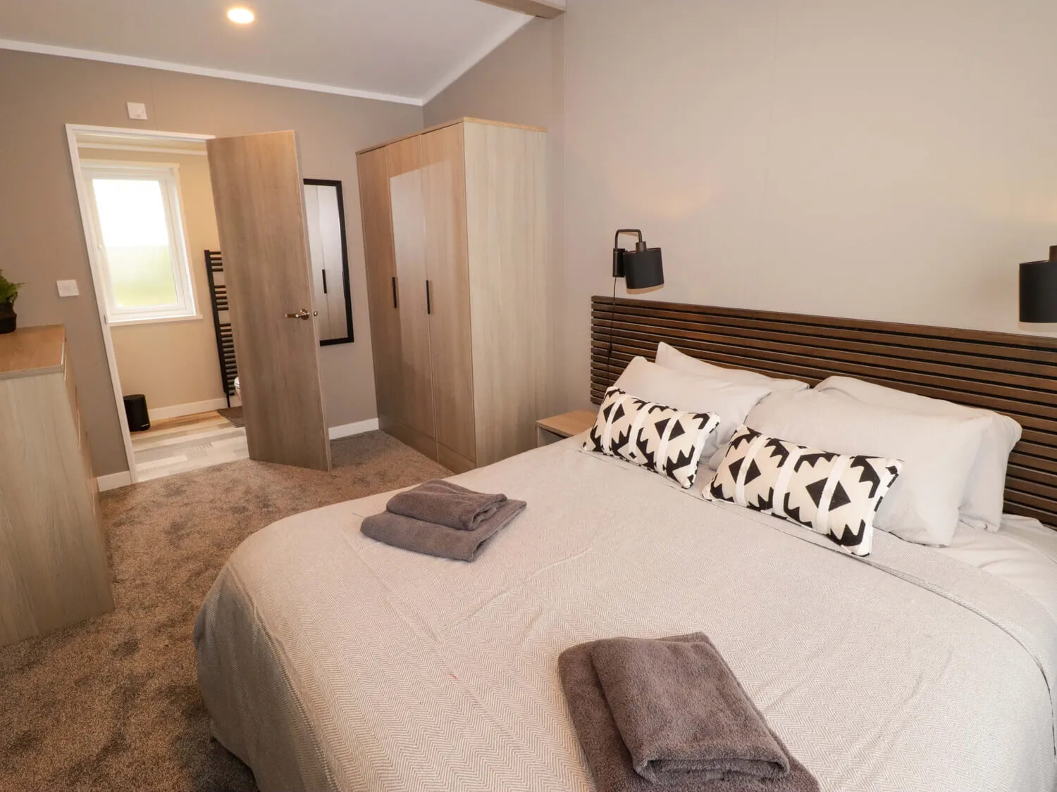 Little Haven Retreat - Master Bedroom