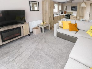 Little Haven Retreat - Lodge Living Area