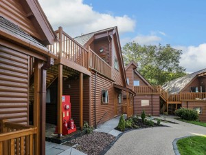 Marian Resort & Spa - Exterior View of Lodges