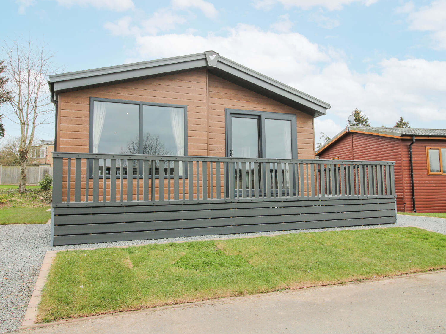 Arrow Bank Lodge Accommodation