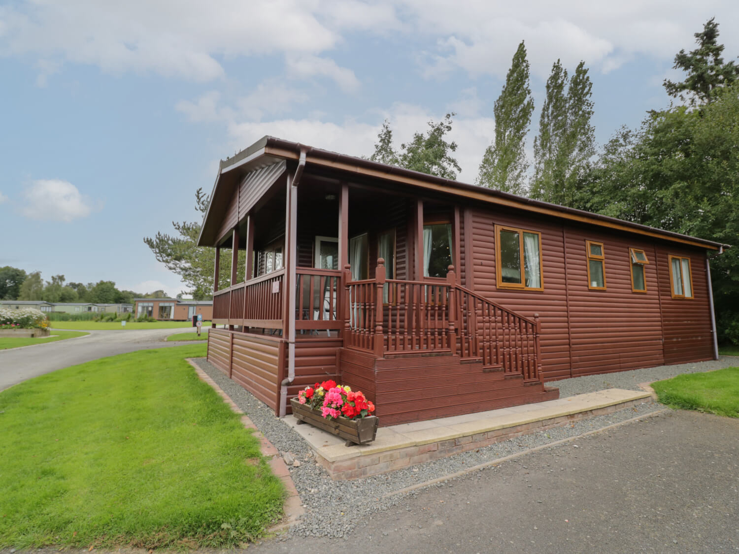 Arrow Bank Lodge Accommodation