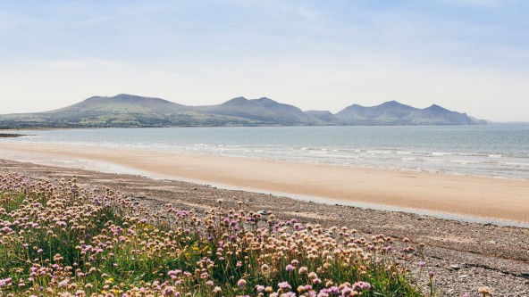 Snowdon View Holiday Park - Dinas Dinlle Beach
