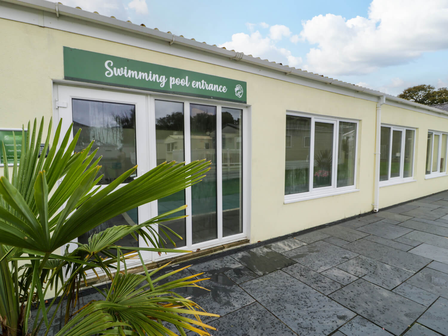Snowdon View Holiday Park - Swimming Pool Entrance