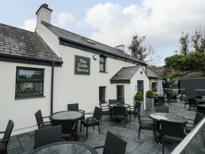 Snowdon View Holiday Park - The Little Tavern (on-site pub/restaurant)