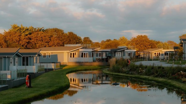 Bude Coastal Resort Lake