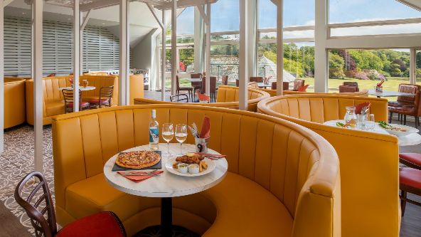 Lakeview Restaurant
